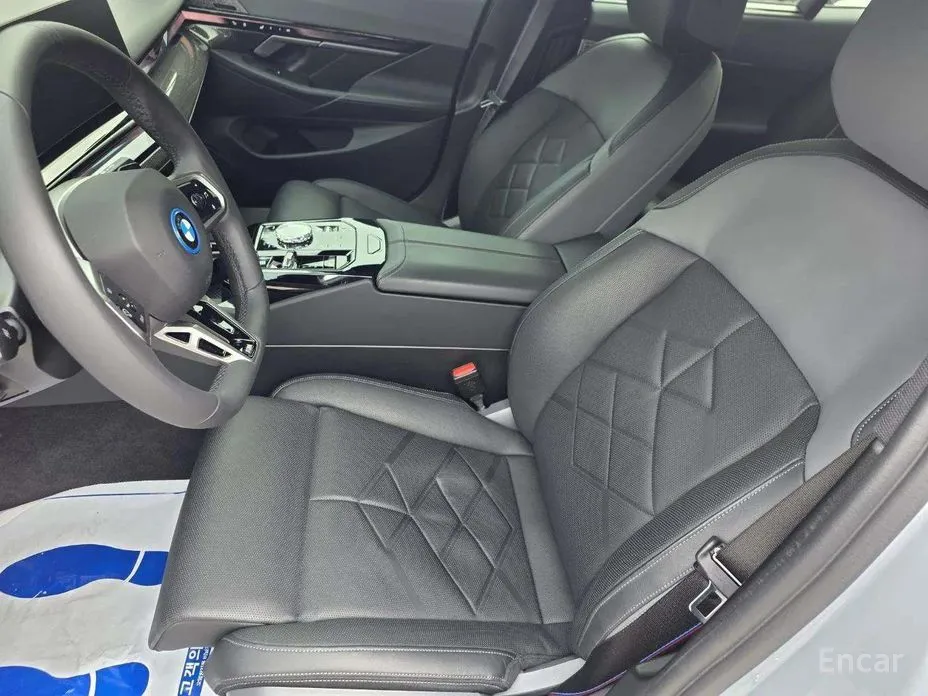 Фото 11 - BMW 5 Series