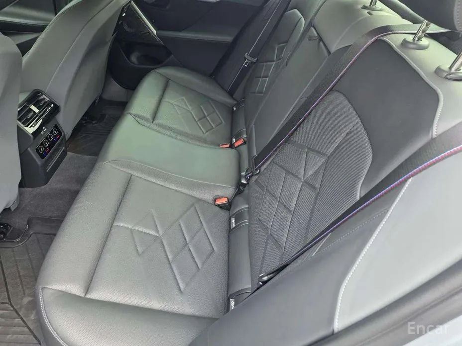 Фото 12 - BMW 5 Series