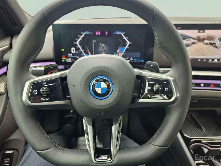 Фото 14 - BMW 5 Series