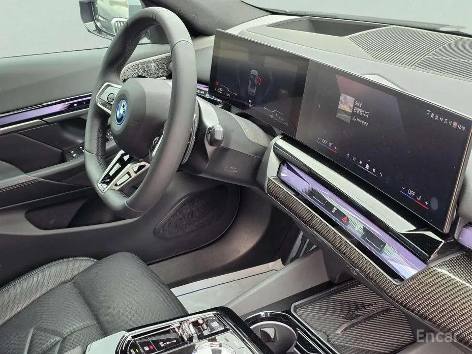 Фото 15 - BMW 5 Series