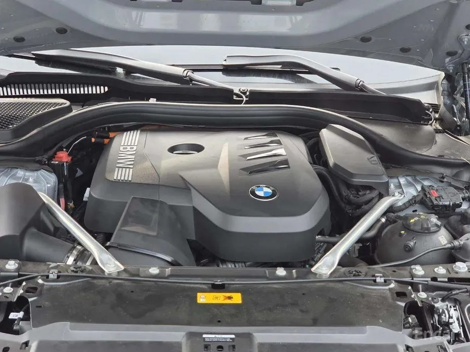 Фото 6 - BMW 5 Series