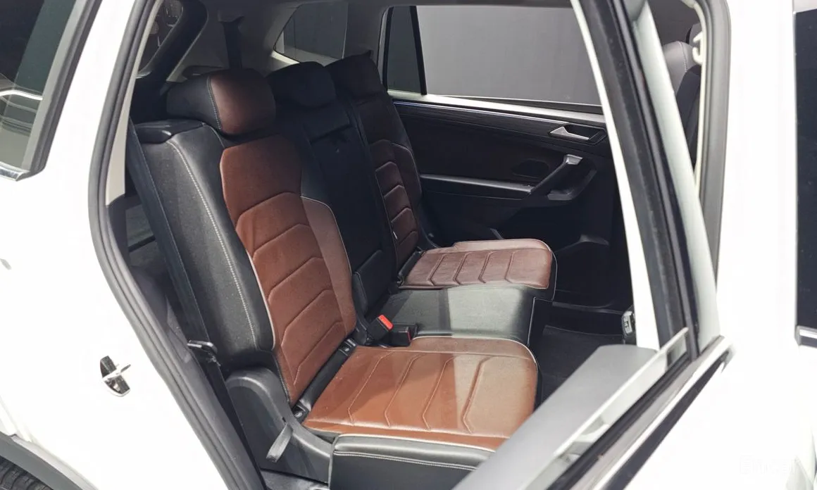 Фото 12 - Volkswagen Tiguan