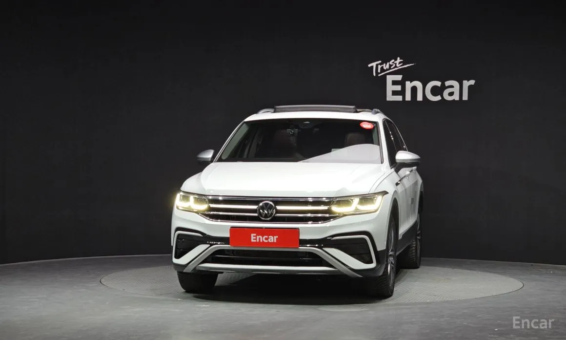 Фото 3 - Volkswagen Tiguan