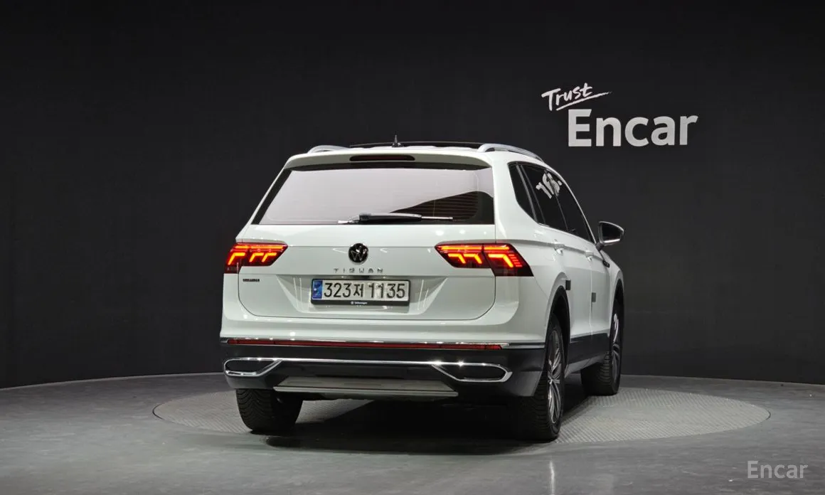 Фото 4 - Volkswagen Tiguan