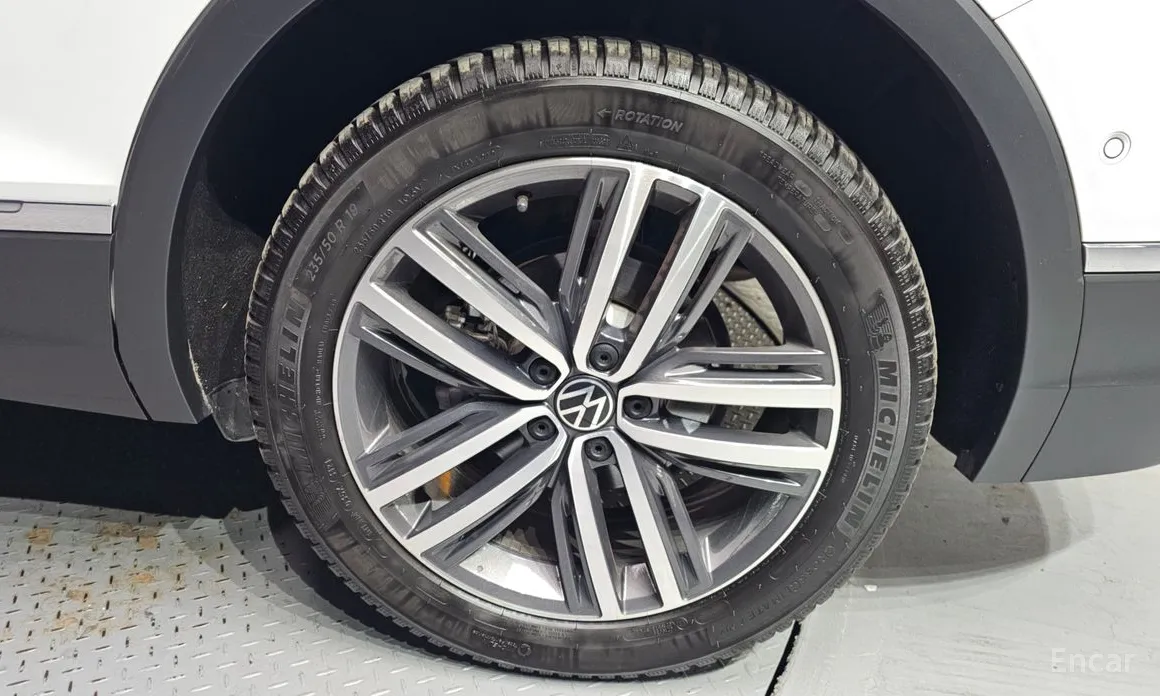 Фото 5 - Volkswagen Tiguan