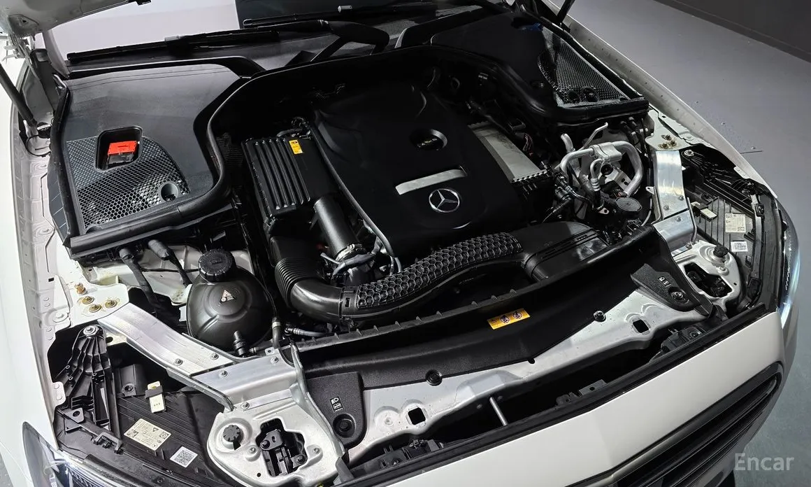 Фото 6 - Mercedes-Benz E-Class