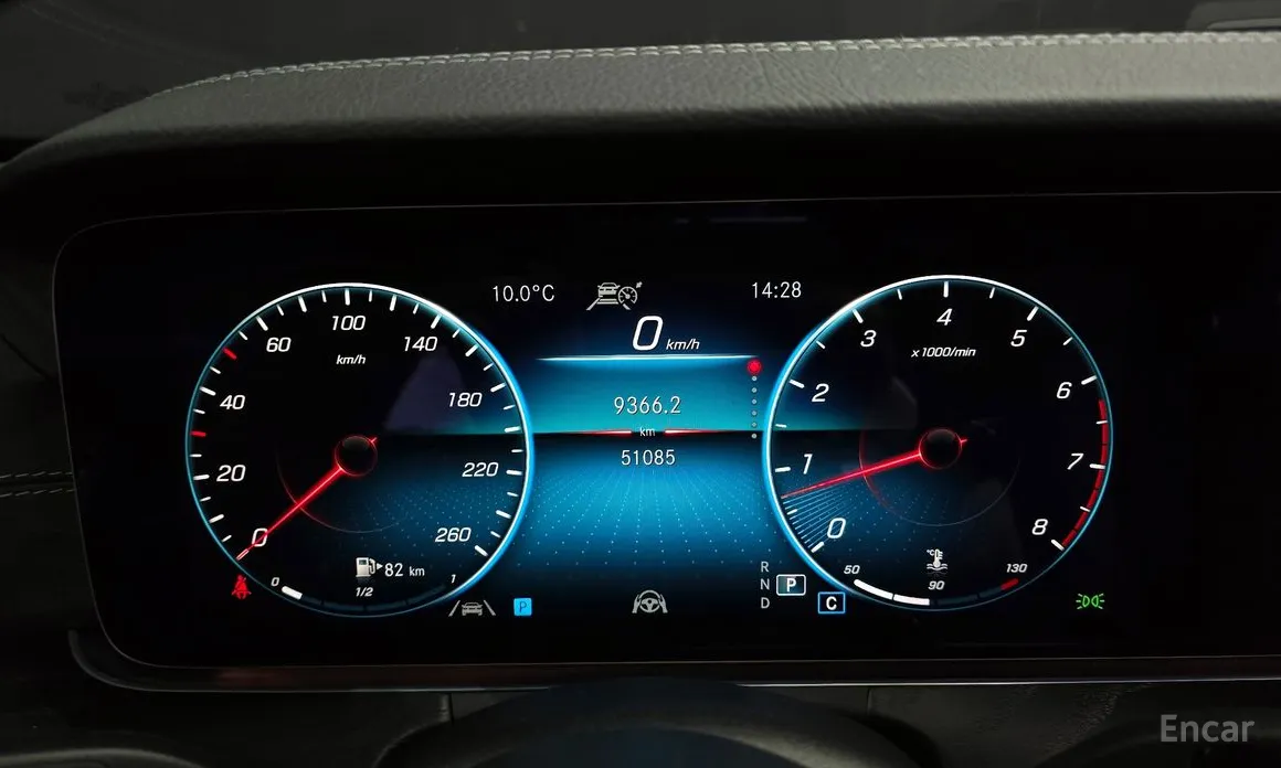 Фото 8 - Mercedes-Benz E-Class