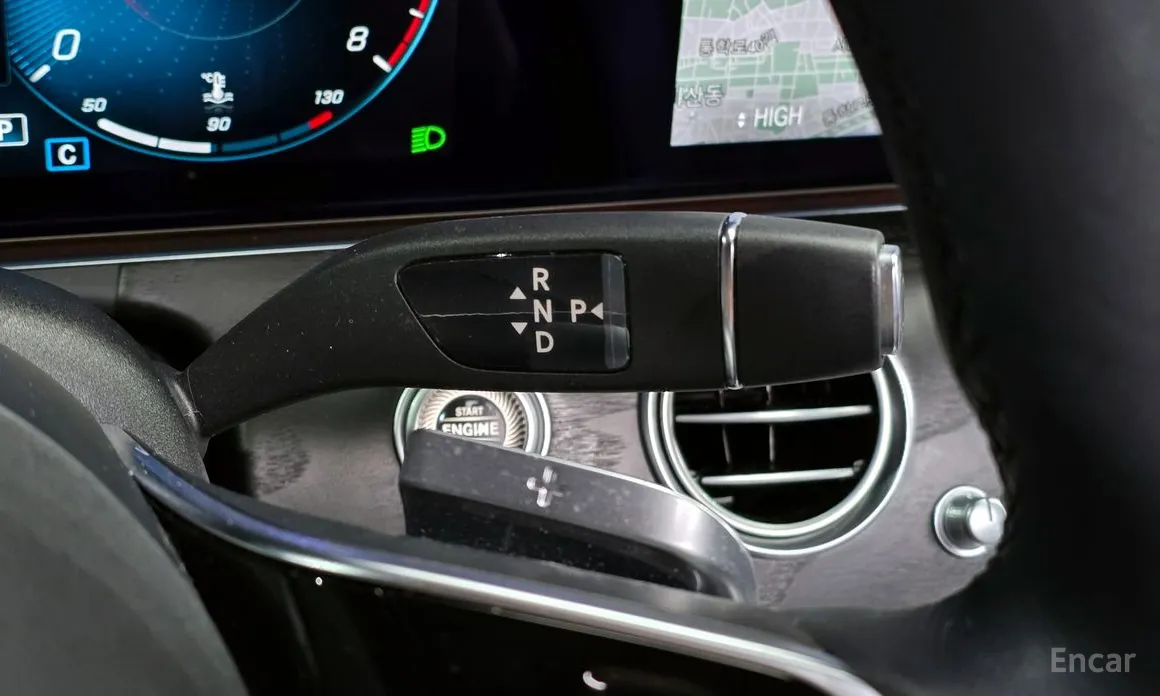 Фото 9 - Mercedes-Benz E-Class