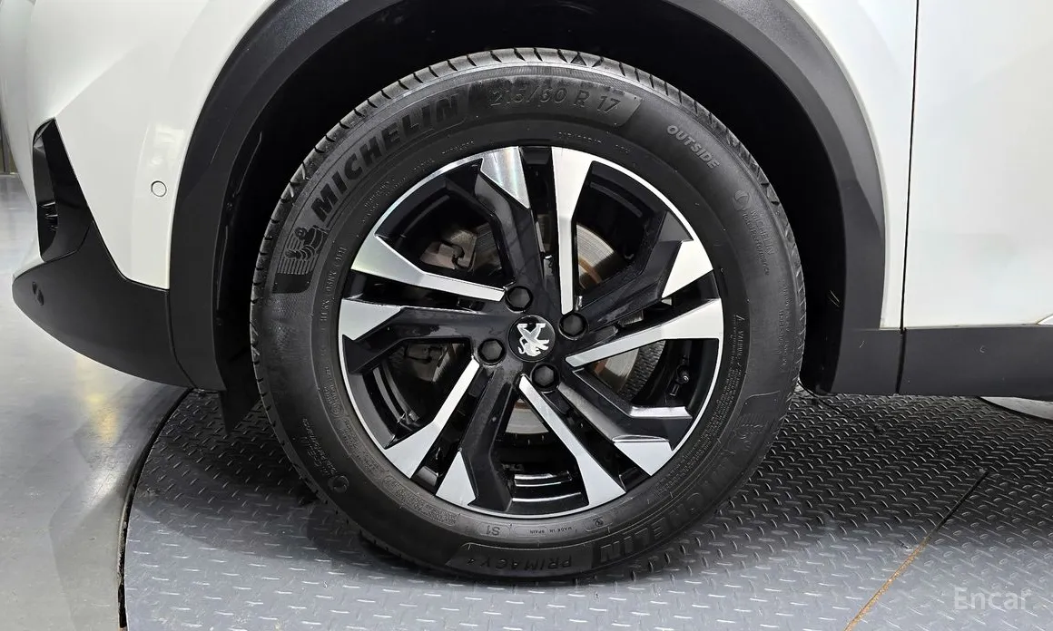 Фото 5 - Peugeot 2008