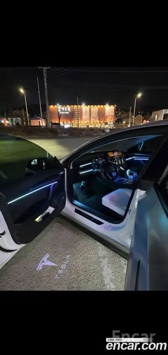 Фото 11 - Tesla Model 3