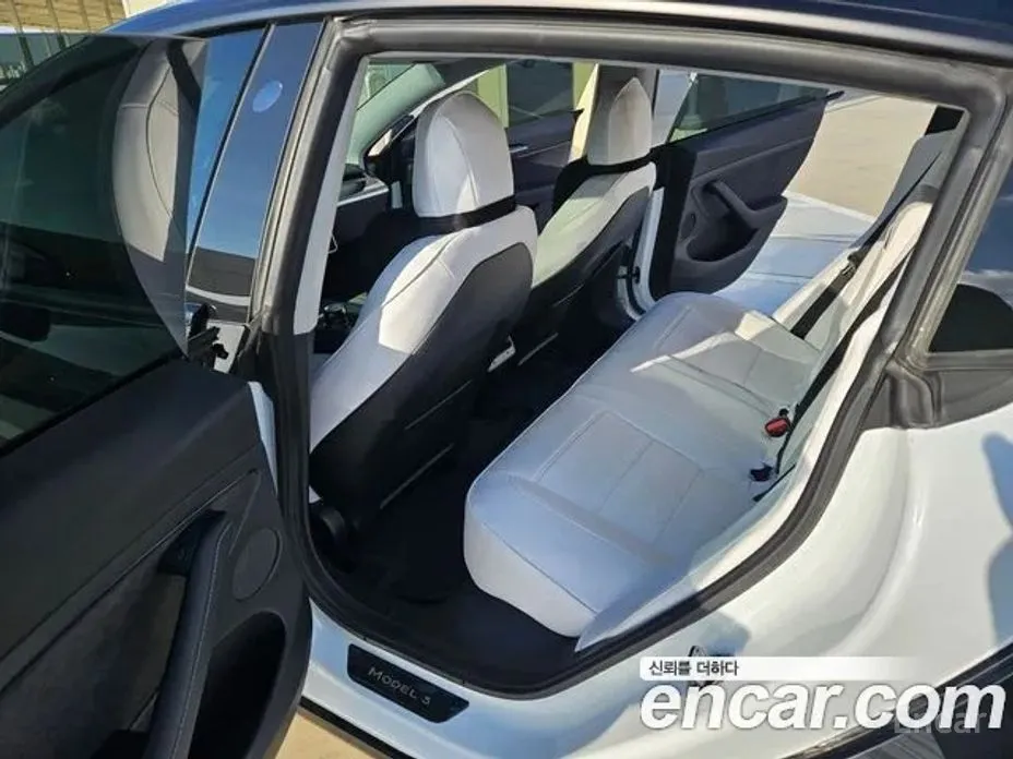 Фото 7 - Tesla Model 3