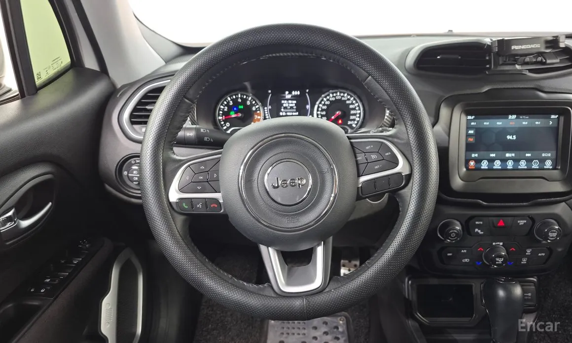 Фото 13 - Jeep Renegade