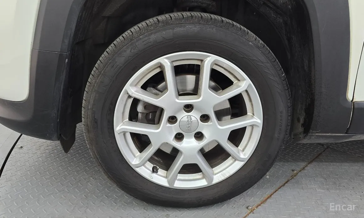 Фото 5 - Jeep Renegade