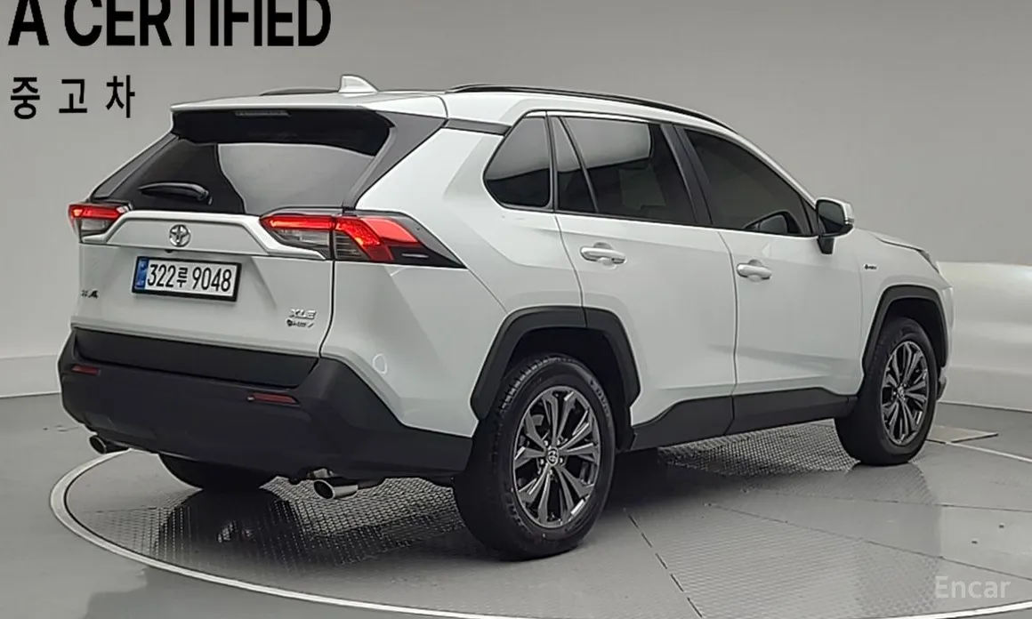 Фото 2 - Toyota RAV4