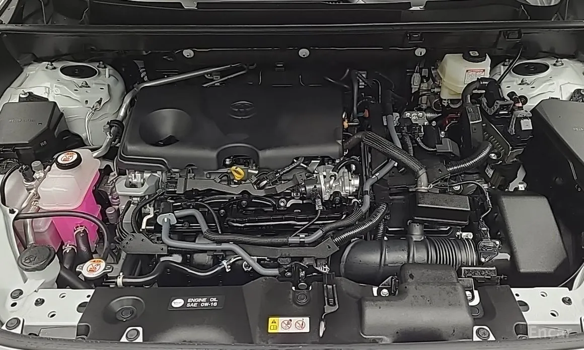 Фото 6 - Toyota RAV4