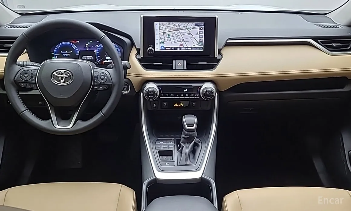 Фото 9 - Toyota RAV4