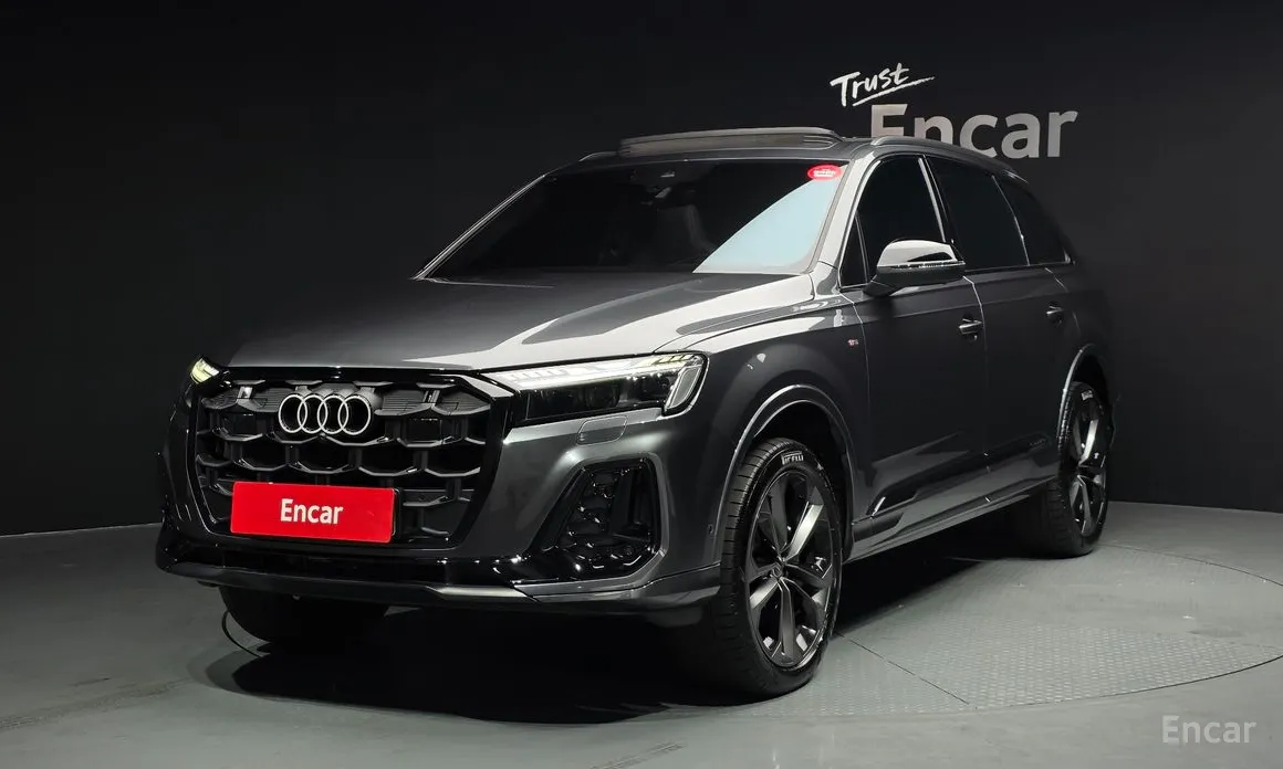 Фото 1 - Audi Q7