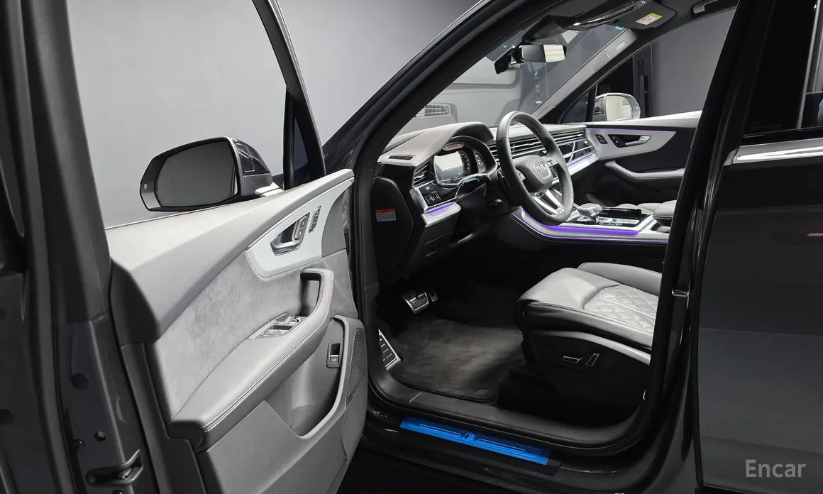 Фото 10 - Audi Q7