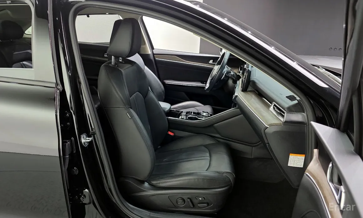 Фото 12 - Kia K5