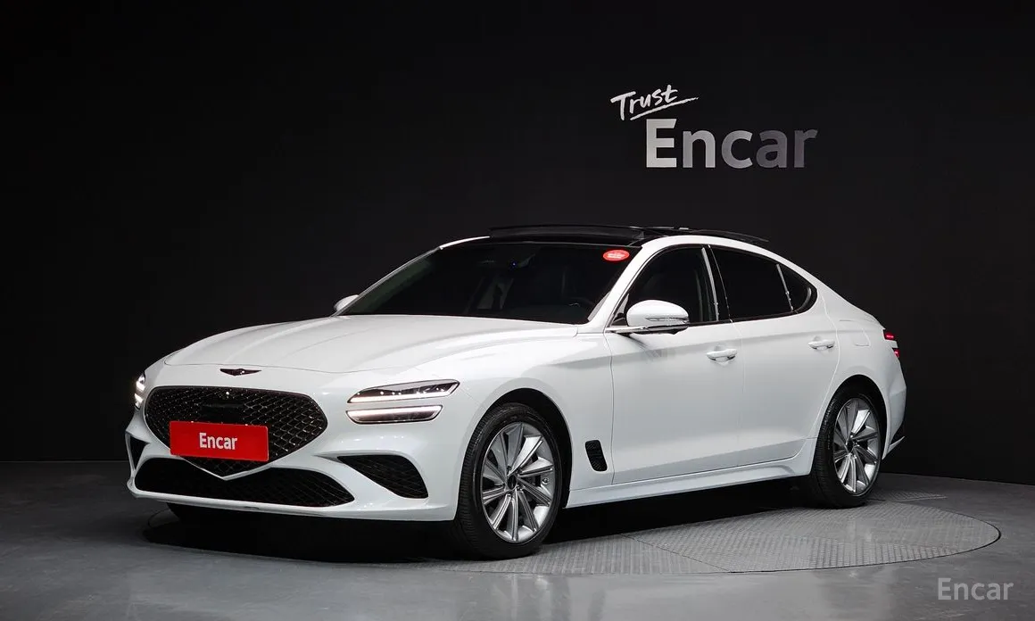 Фото 1 - Genesis G70