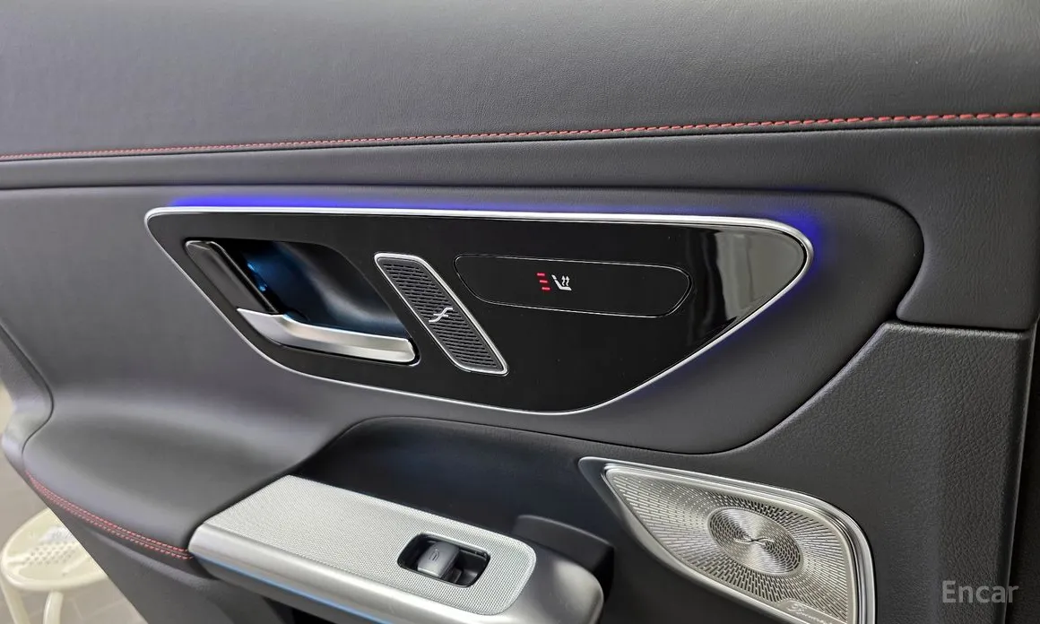 Фото 19 - Mercedes-Benz GLC-Class