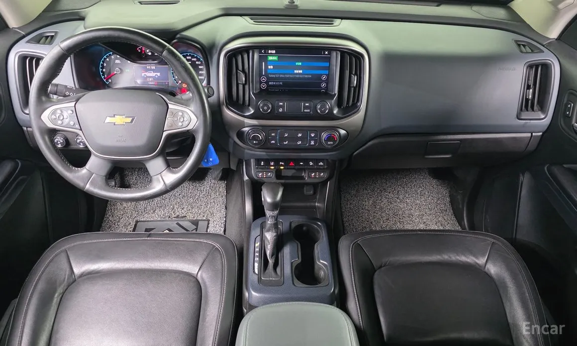 Photo 7 - Chevrolet Colorado