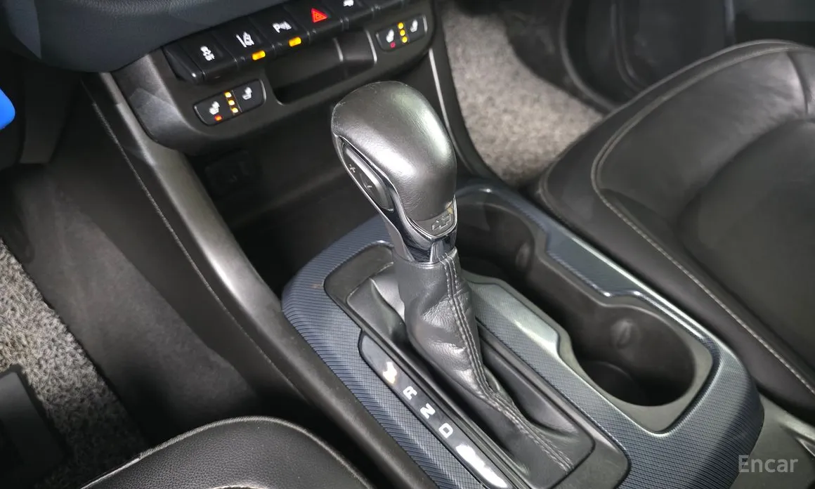 Photo 9 - Chevrolet Colorado