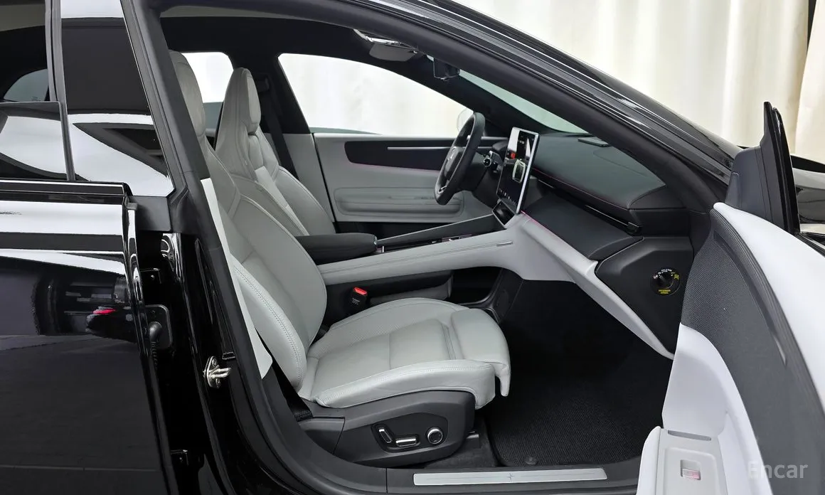 Фото 11 - Polestar 4