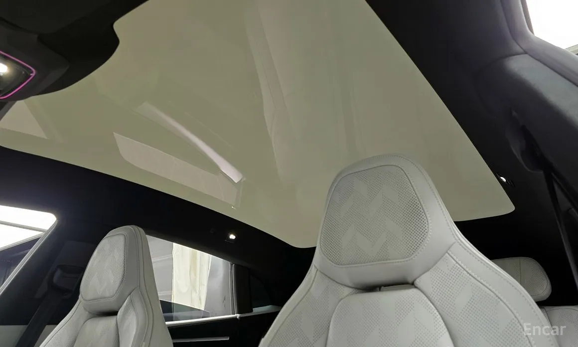 Фото 18 - Polestar 4