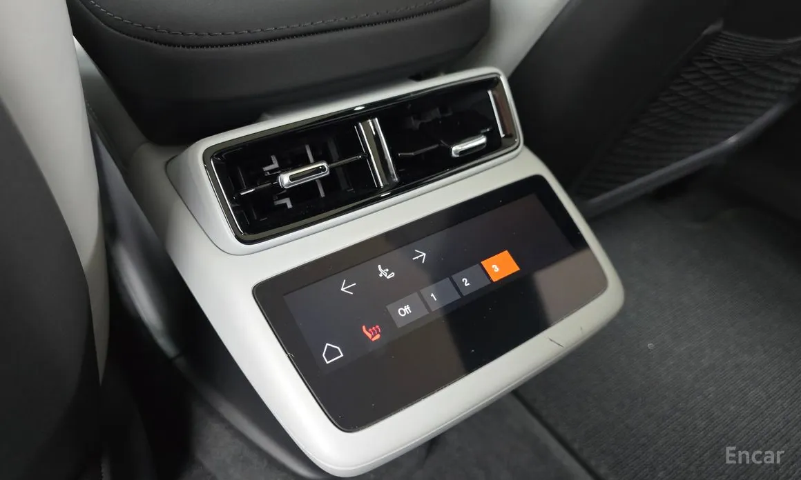 Фото 19 - Polestar 4