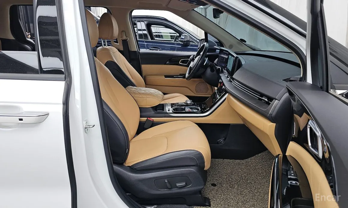 Фото 11 - Kia Carnival