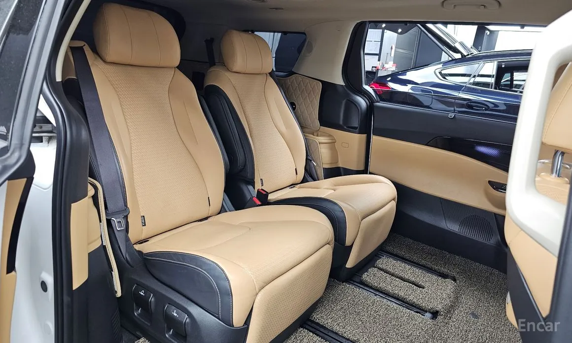 Фото 12 - Kia Carnival