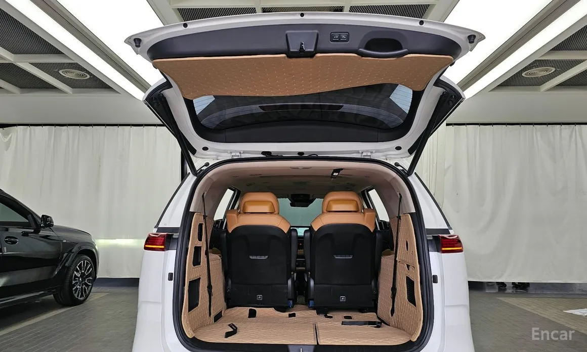 Фото 20 - Kia Carnival