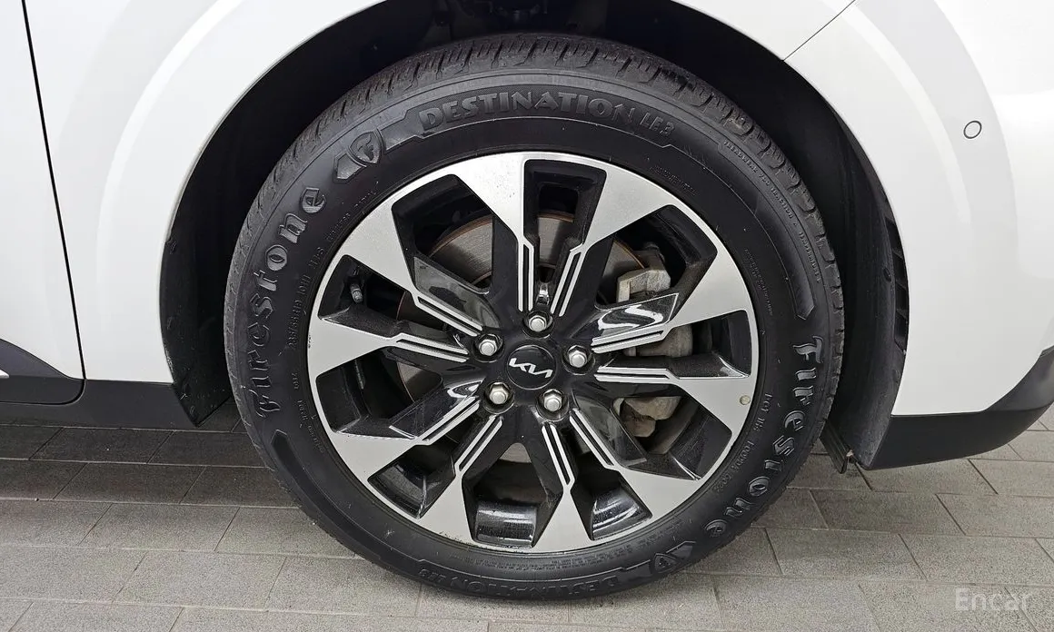 Фото 5 - Kia Carnival