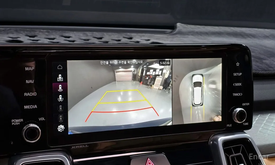 Фото 16 - Kia Sorento