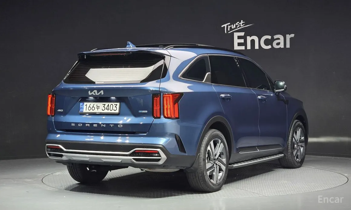 Фото 2 - Kia Sorento