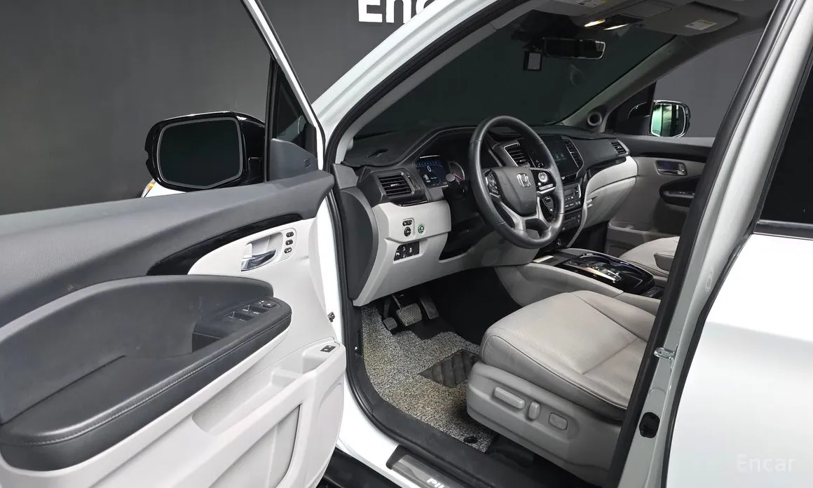 Фото 10 - Honda Pilot