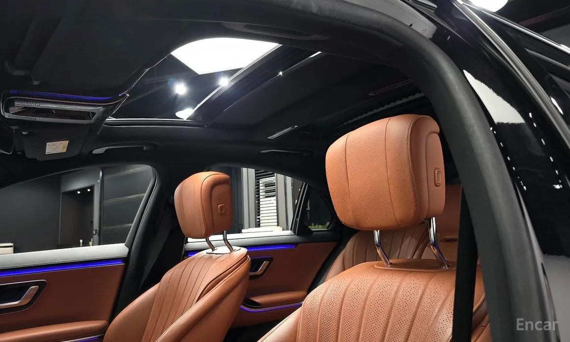 Фото 16 - Mercedes-Benz S-Class