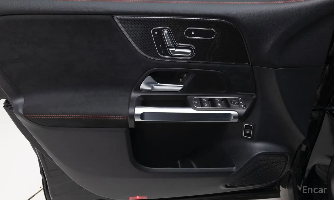 Mercedes-Benz GLB-Class 2020 AMG GLB35 4MATIC