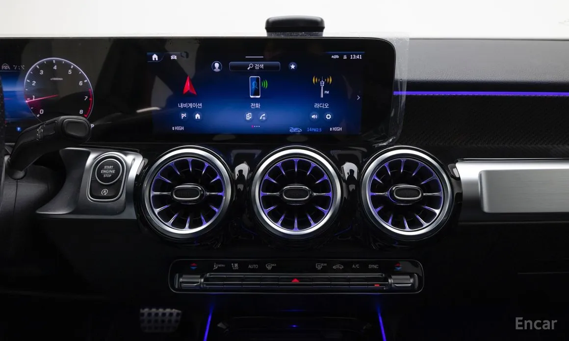 Mercedes-Benz GLB-Class 2020 AMG GLB35 4MATIC