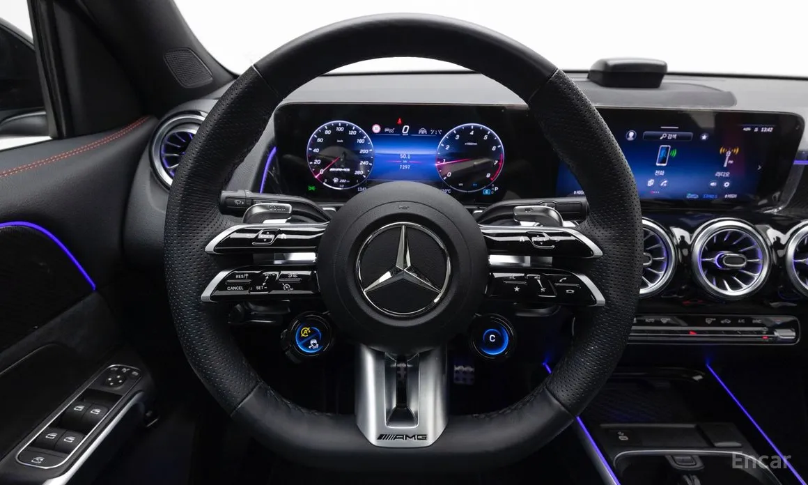 Mercedes-Benz GLB-Class 2020 AMG GLB35 4MATIC