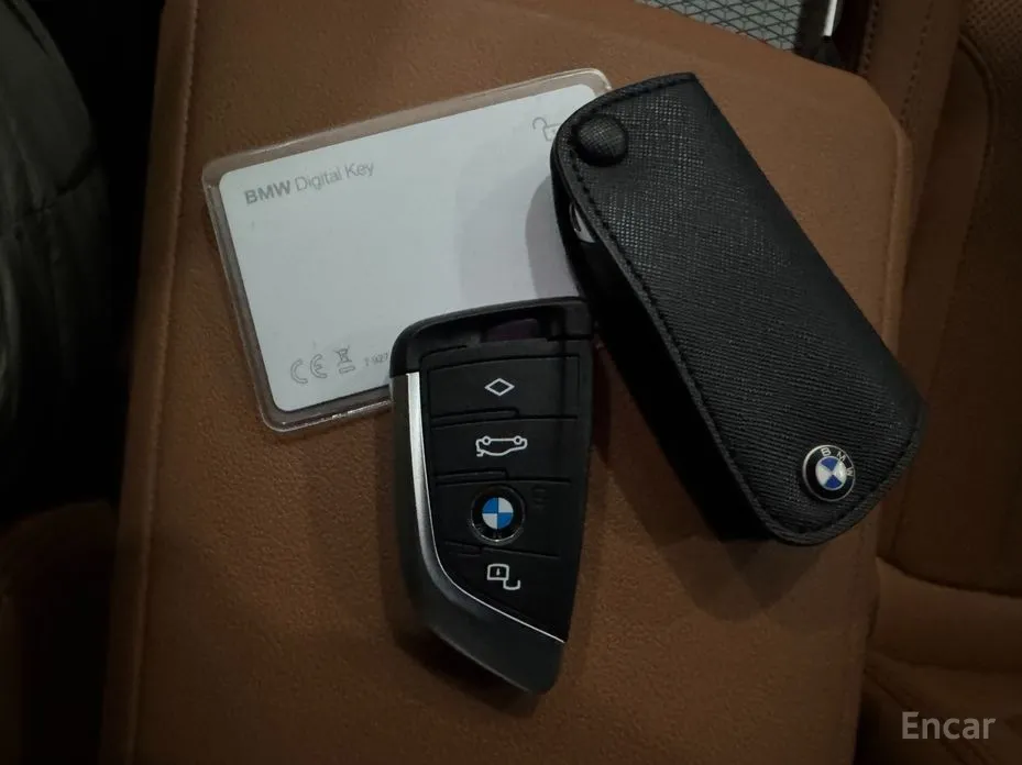 Фото 18 - BMW 3 Series