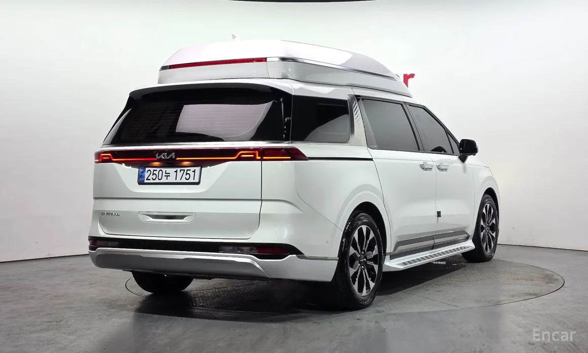 Фото 2 - Kia Carnival