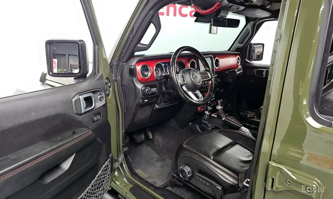 Фото 11 - Jeep Gladiator