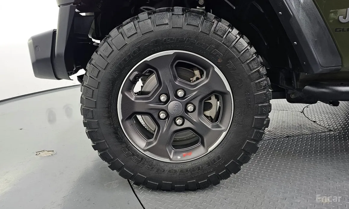 Фото 5 - Jeep Gladiator