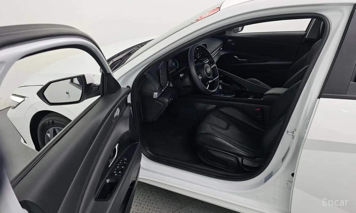 Фото 10 - Hyundai Avante