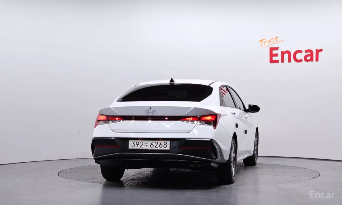 Фото 4 - Hyundai Avante