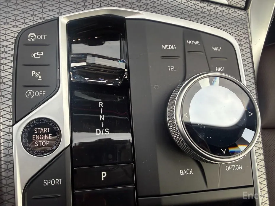 Photo 9 - BMW 4 Series