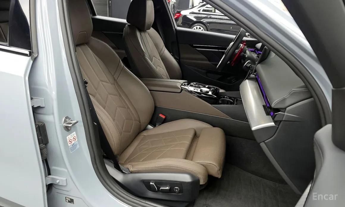 Фото 11 - BMW 5 Series