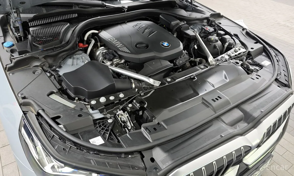 Фото 6 - BMW 5 Series